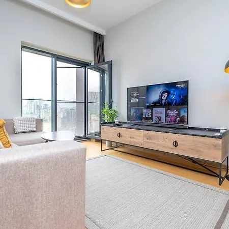 0055 - Kadikoy, Comfy, Cozy And Modern. דירה
