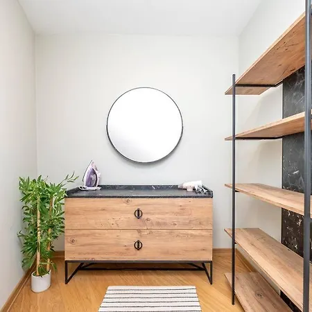 0055 - Kadikoy, Comfy, Cozy And Modern. דירה *